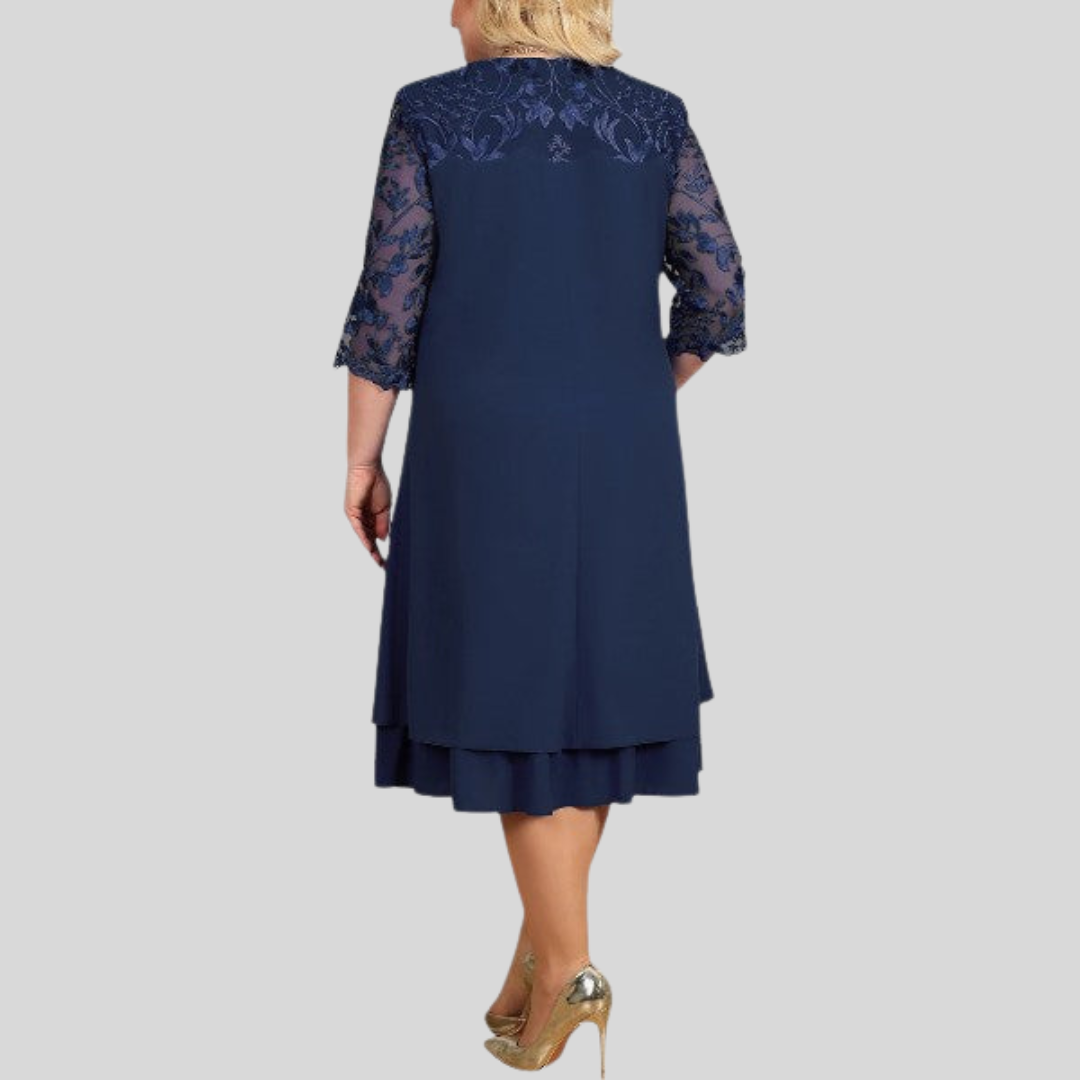 Klára | Elegantné žiarivé šaty