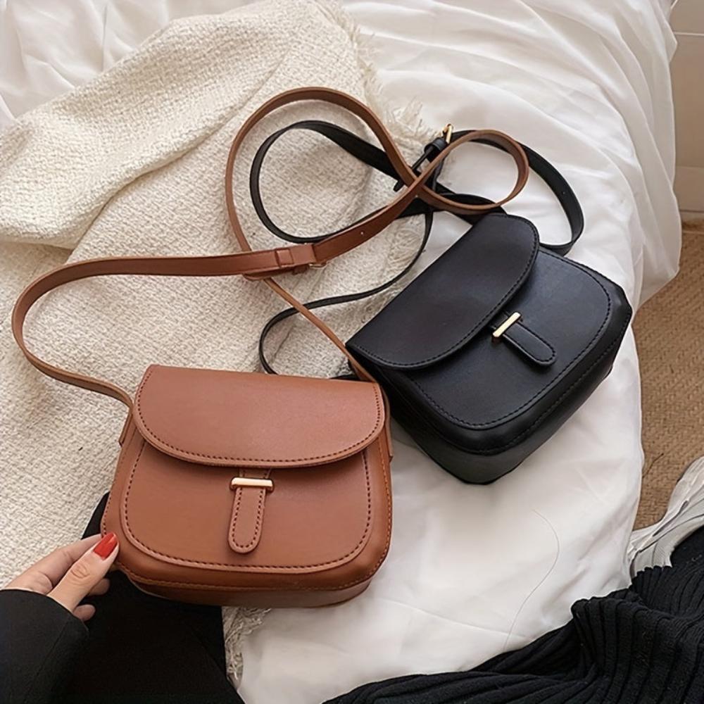 Helmine – Vintage Crossbody Saddle Bag