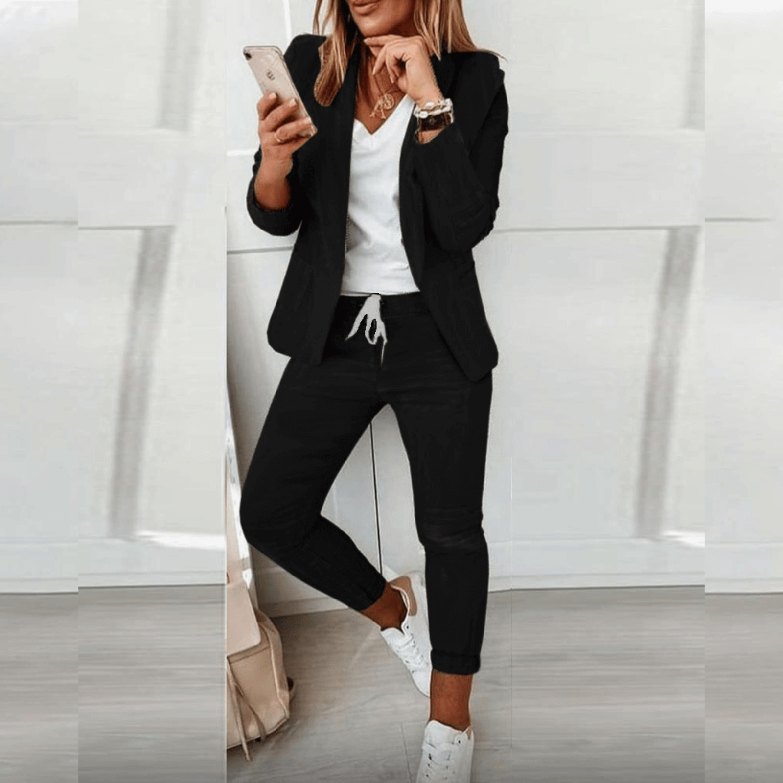Renee | Set s elegantným dizajnom