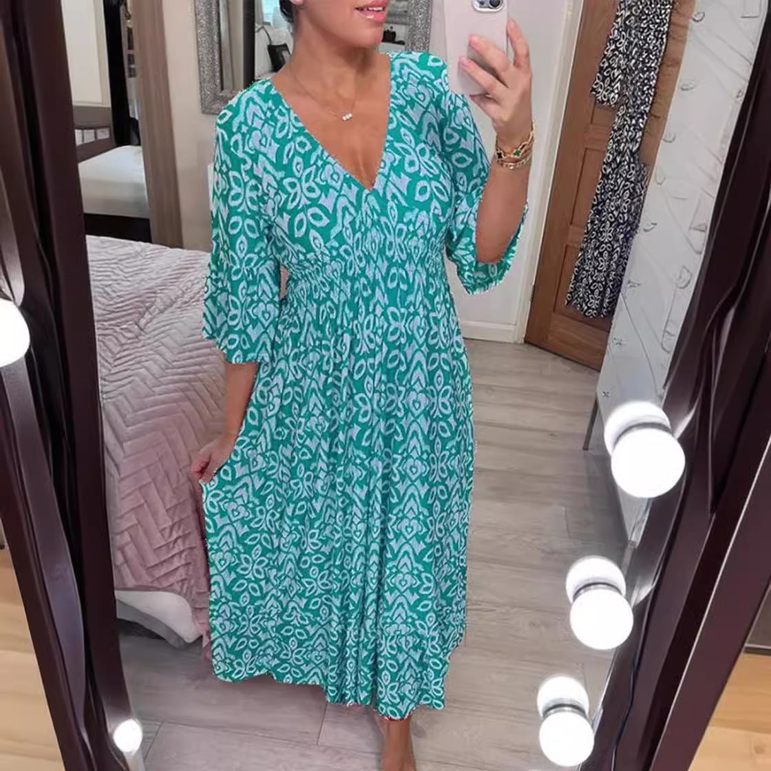 Zlata | Elegantné kvetinové šaty s V-výstrihom