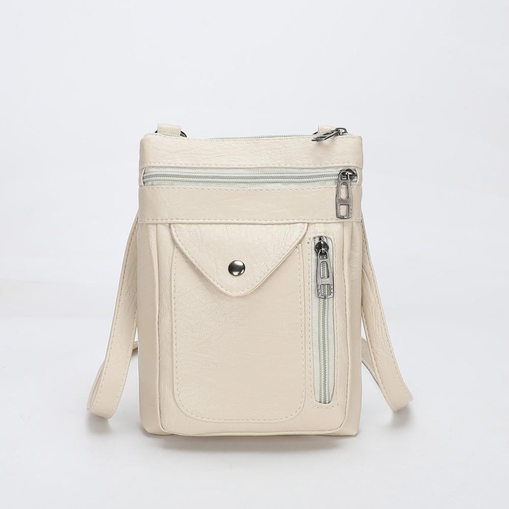 Waltraud – Retro-Inspired Crossbody Bag