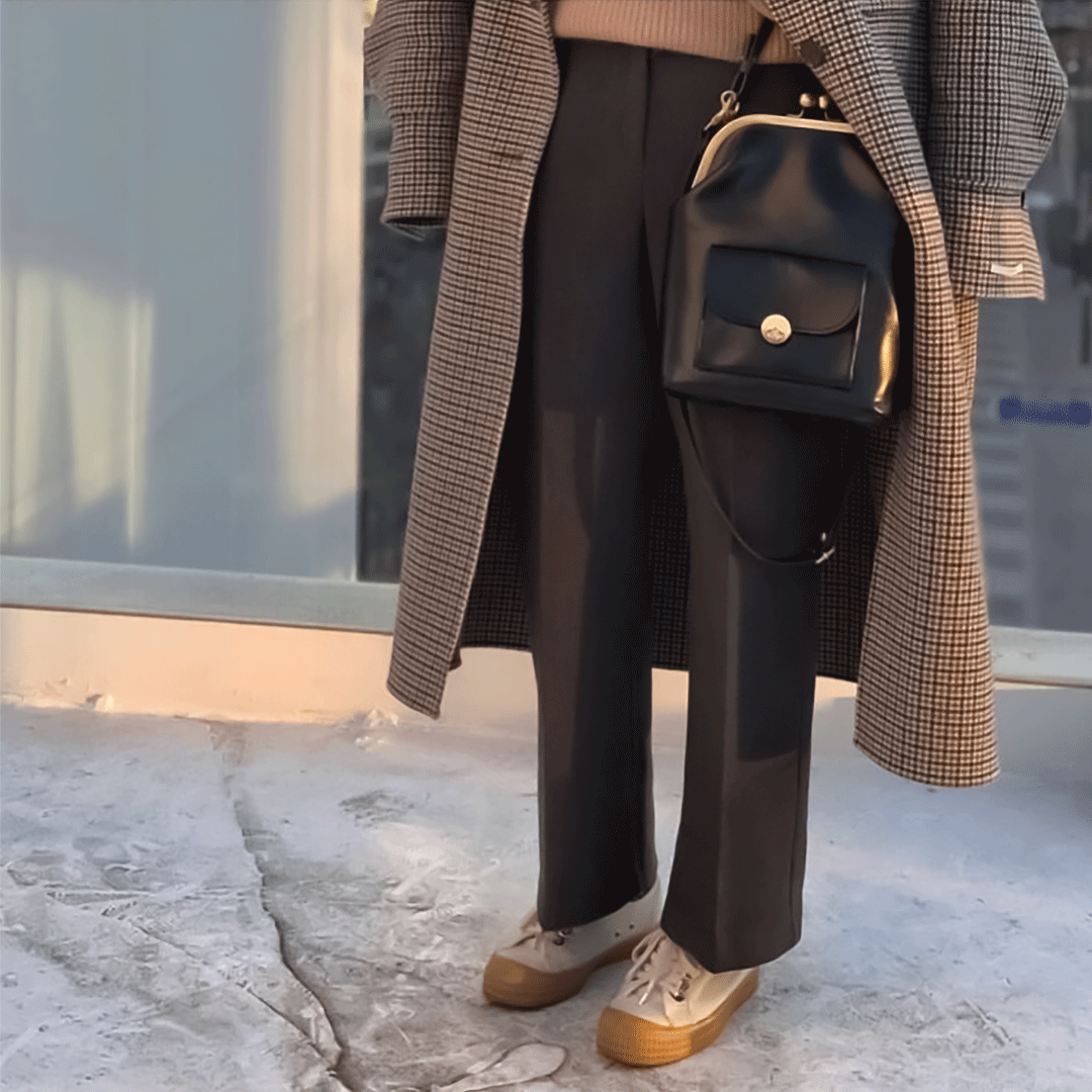 Margarete – Retro Kussverschluss Schultertasche