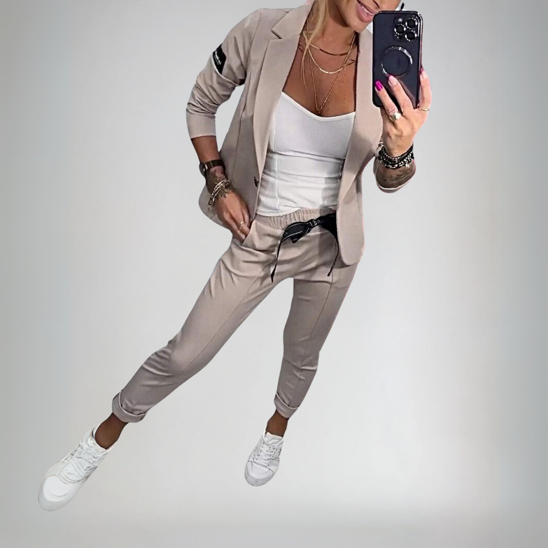 Moxie | Dámsky dvojdielny set: top s bundou a elastickým pásom